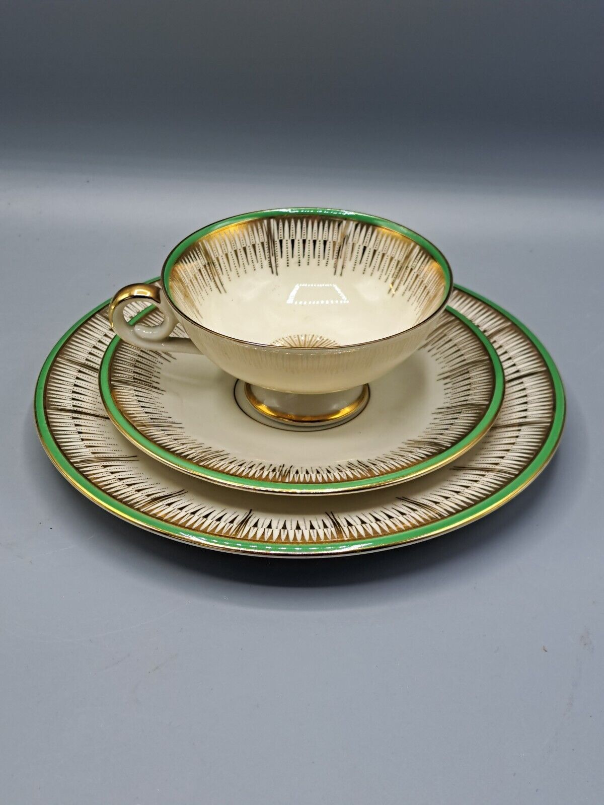 Mitterteich Porzellan, 1 Kaffeetasse, Untertasse und Teller